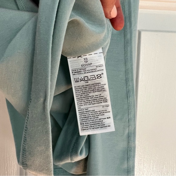 Gap Gapfit Women’s Razorback Tank Mint Green XS - Picture 7 of 7